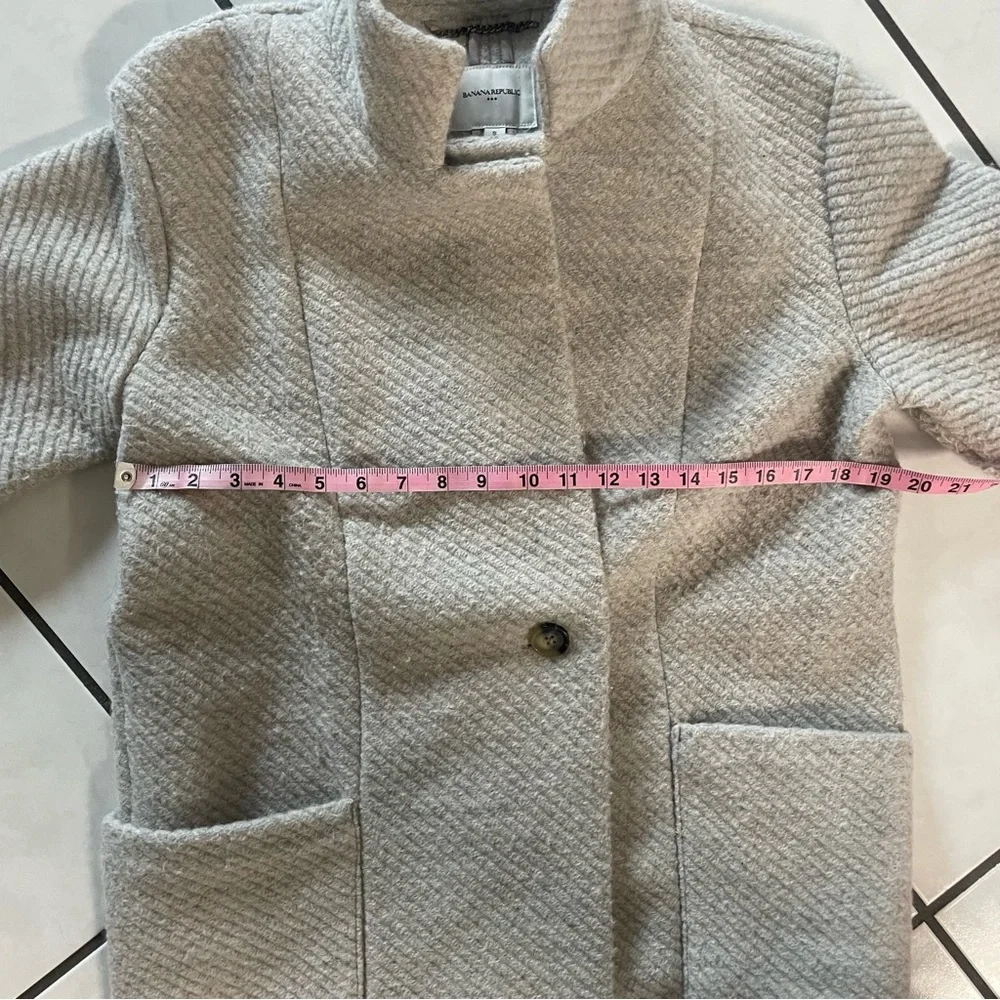 Banana Republic Light Gray Wool Blend Coat - Picture 4 of 7